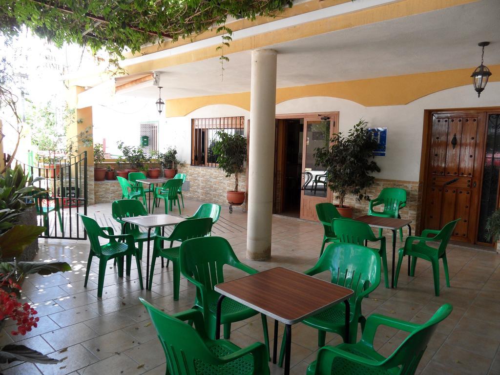 Hotel Las Flores Tolox Kültér fotó