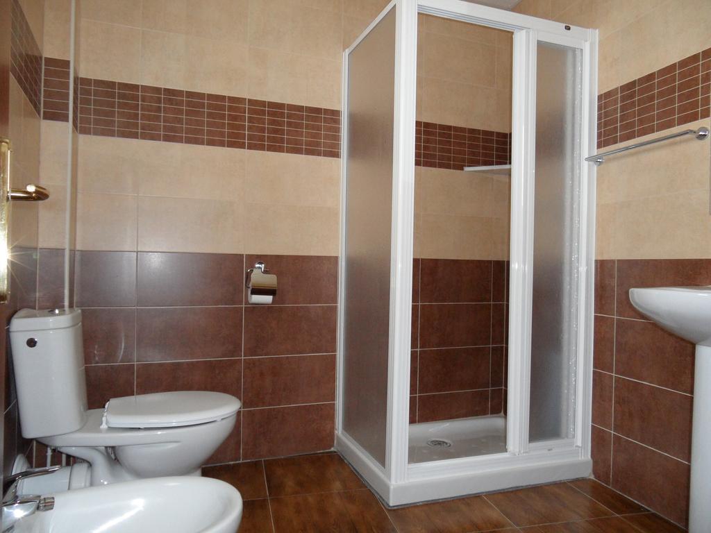 Hotel Las Flores Tolox Szoba fotó
