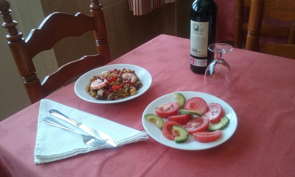 Hotel Las Flores Tolox Kültér fotó