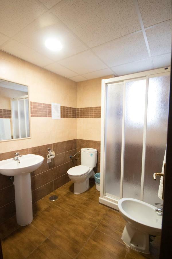 Hotel Las Flores Tolox Kültér fotó