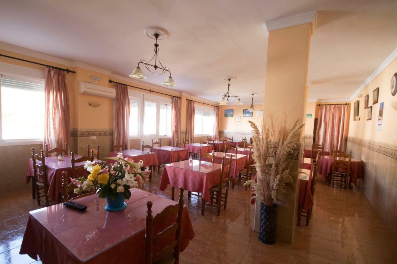 Hotel Las Flores Tolox Kültér fotó